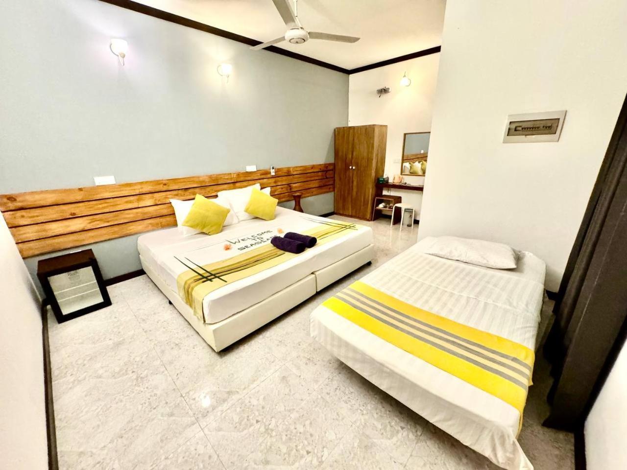 Seascape Retreats Dhigurah Hotel Dhigurah  Bagian luar foto