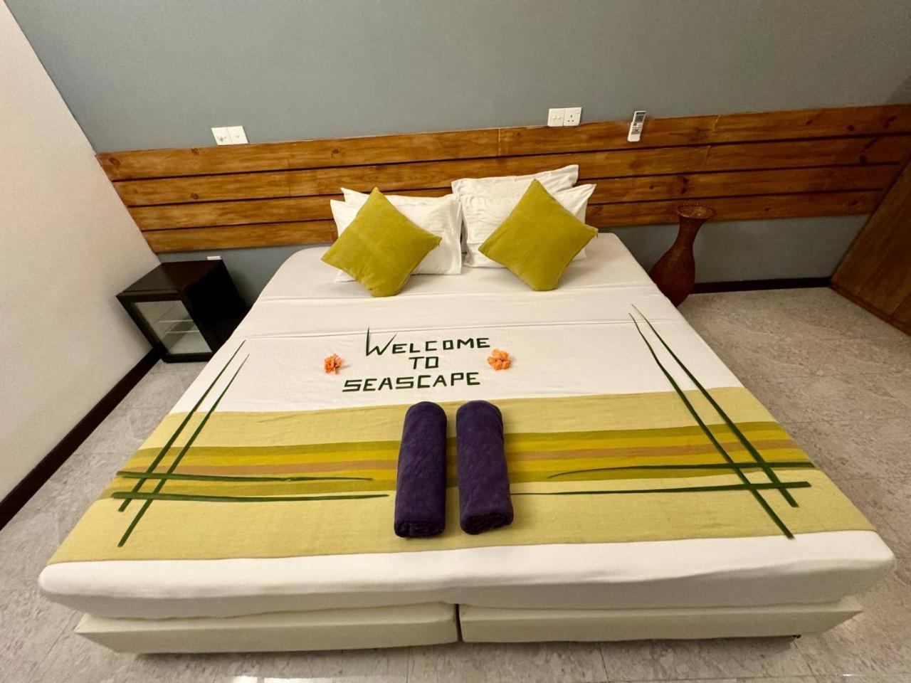 Seascape Retreats Dhigurah Hotel Dhigurah  Bagian luar foto