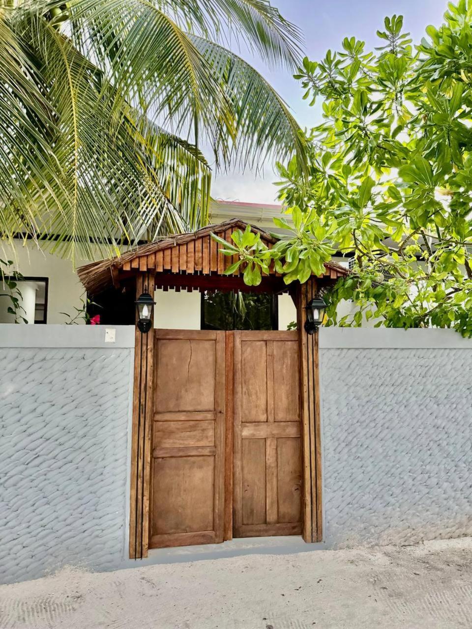 Seascape Retreats Dhigurah Hotel Dhigurah  Bagian luar foto
